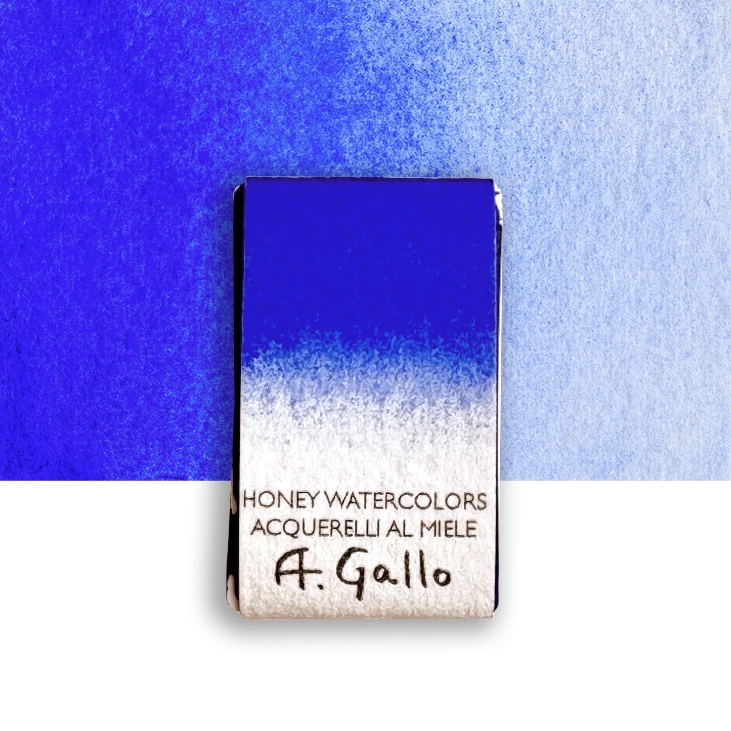 Ultramarine الأزرق