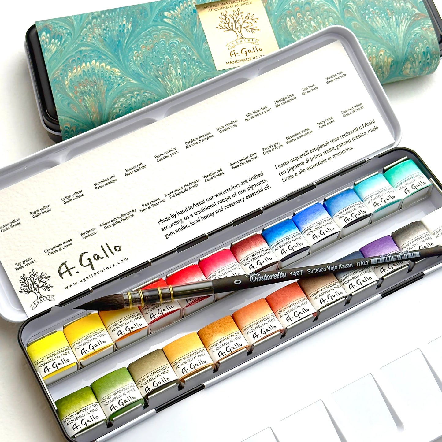 كلاسيكية 24 - مجموعة ألوان مائية مصنوعة يدويًا