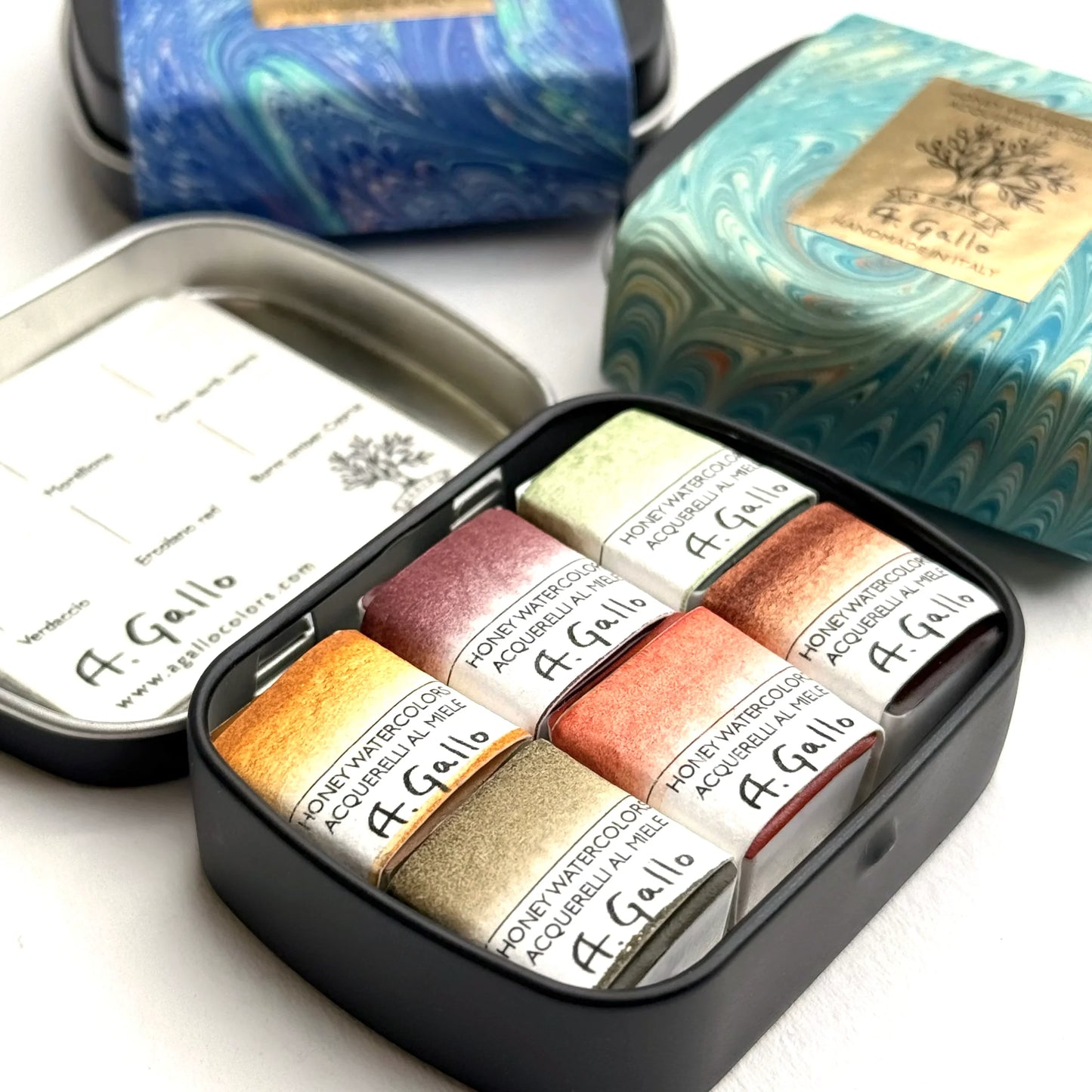 الأرض - مجموعة ألوان مائية مصنوعة يدويًا