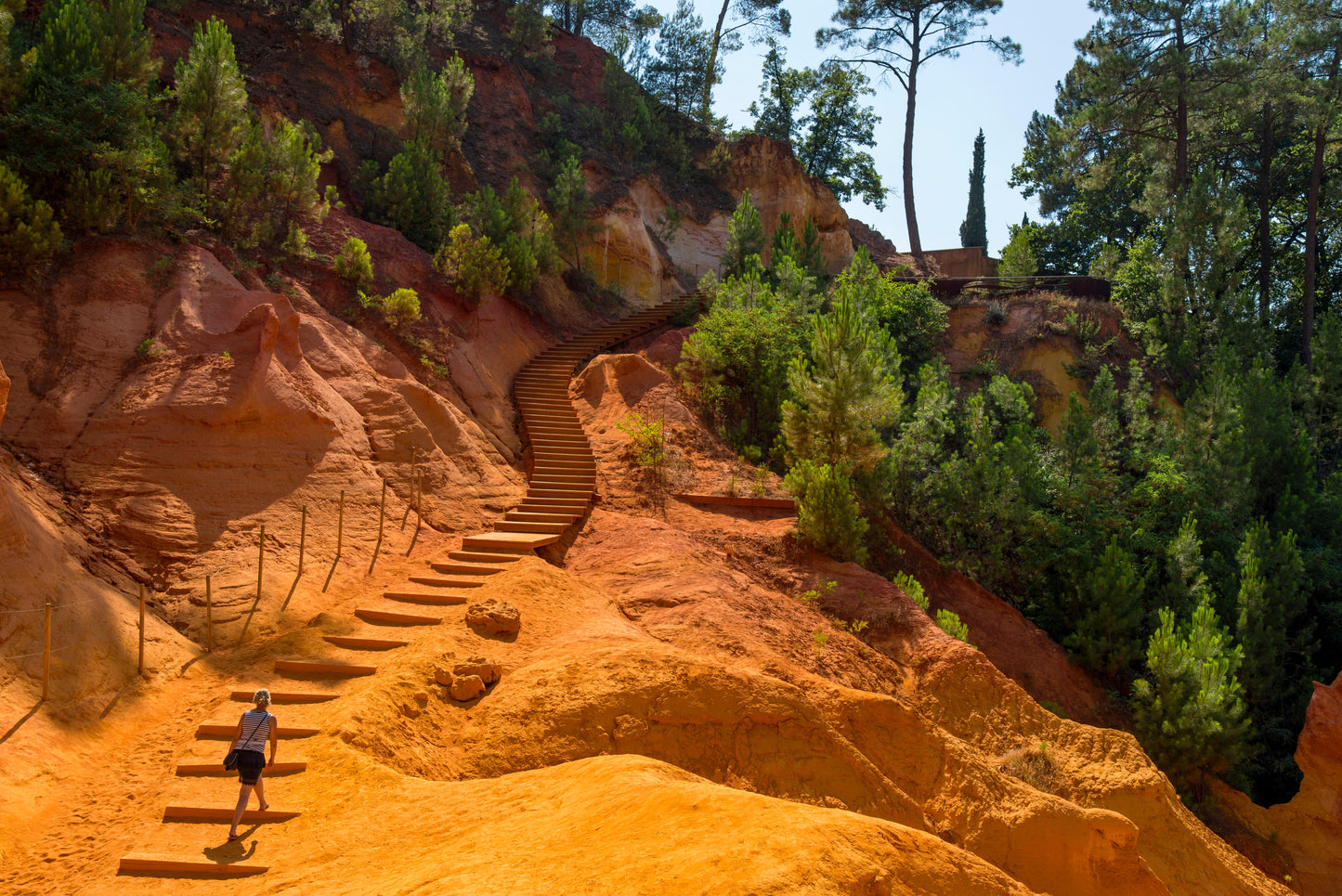 Special Edition! Sentier des Ochres Sample
