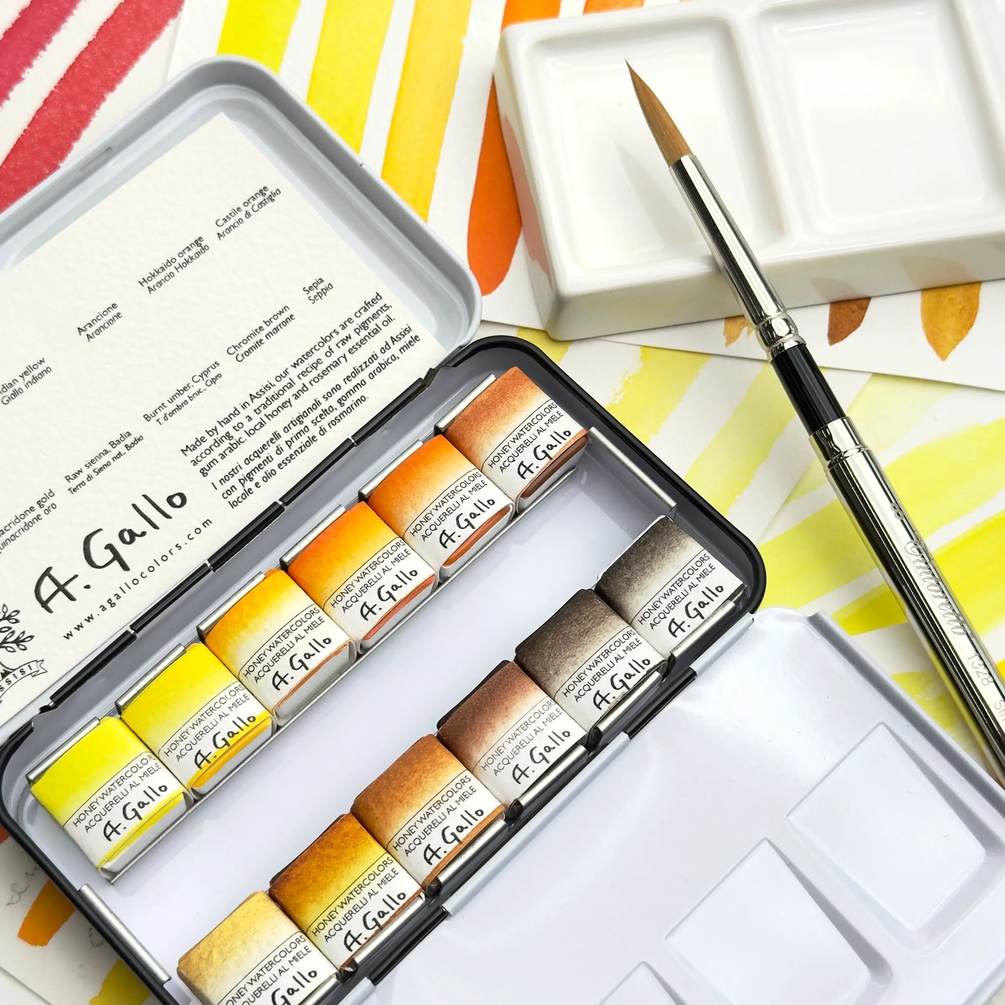 لوحة ألوان مائية صفراء - مجموعة ألوان مائية مصنوعة يدويًا 