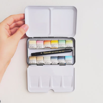 عناصر - مجموعة ألوان مائية مصنوعة يدويًا