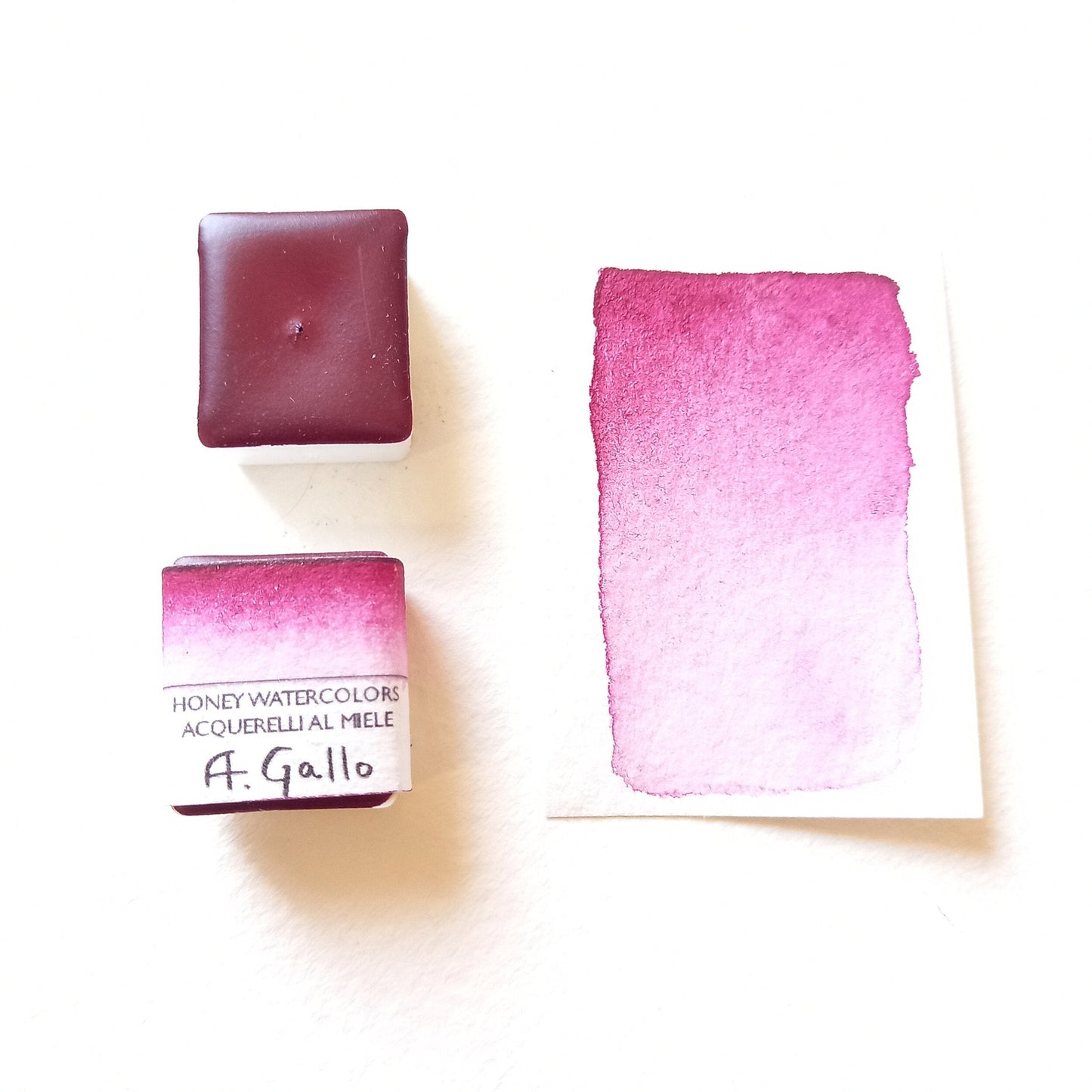 Quinacridone magenta - half pan