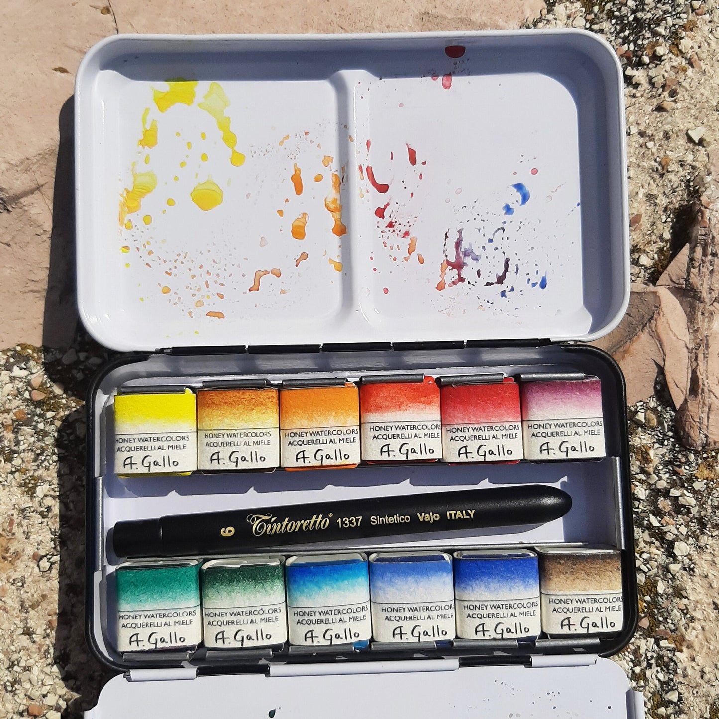 Signature 2 with Yln Mn blue - Handmade watercolor set
