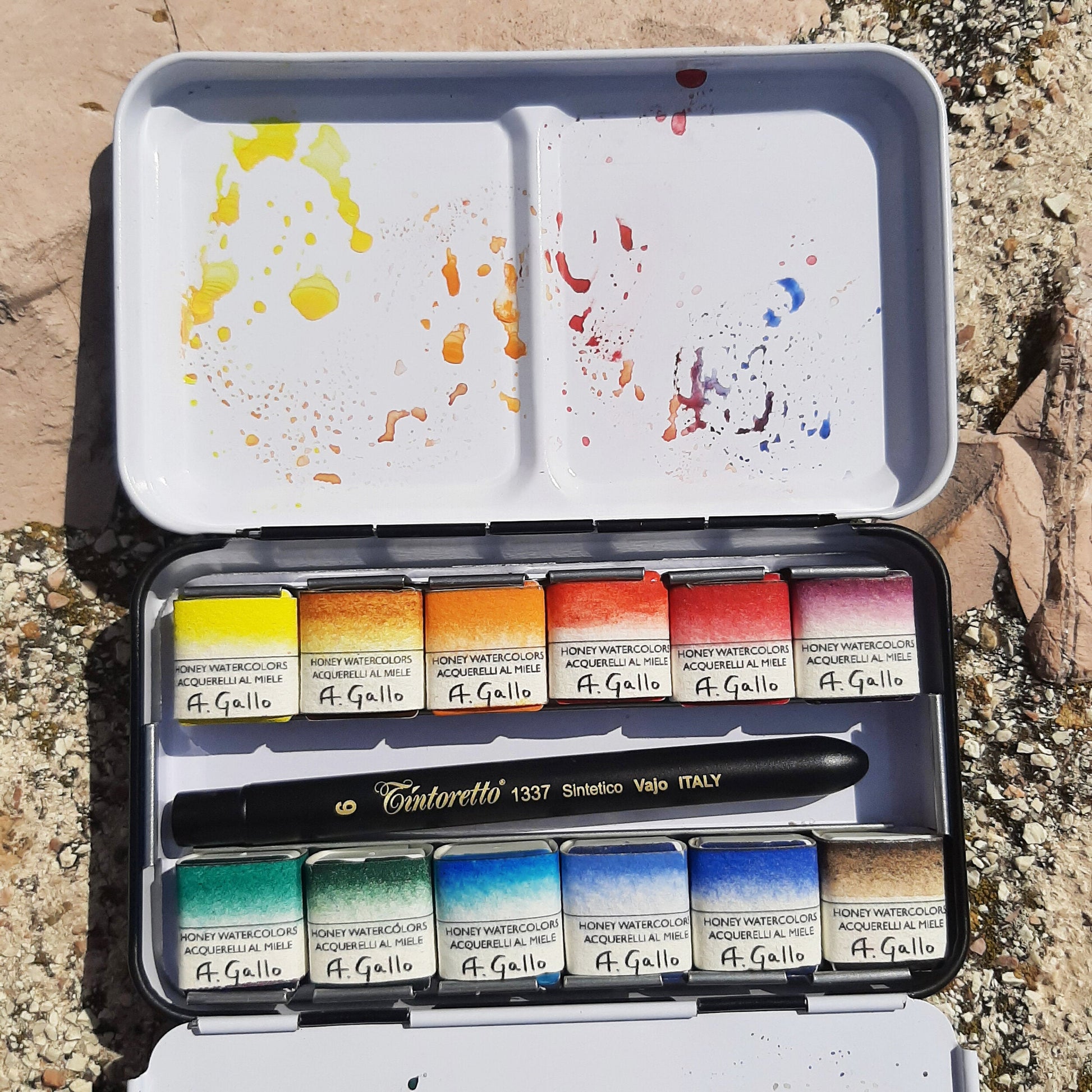 Signature 2 with Yln Mn blue - Handmade watercolor set